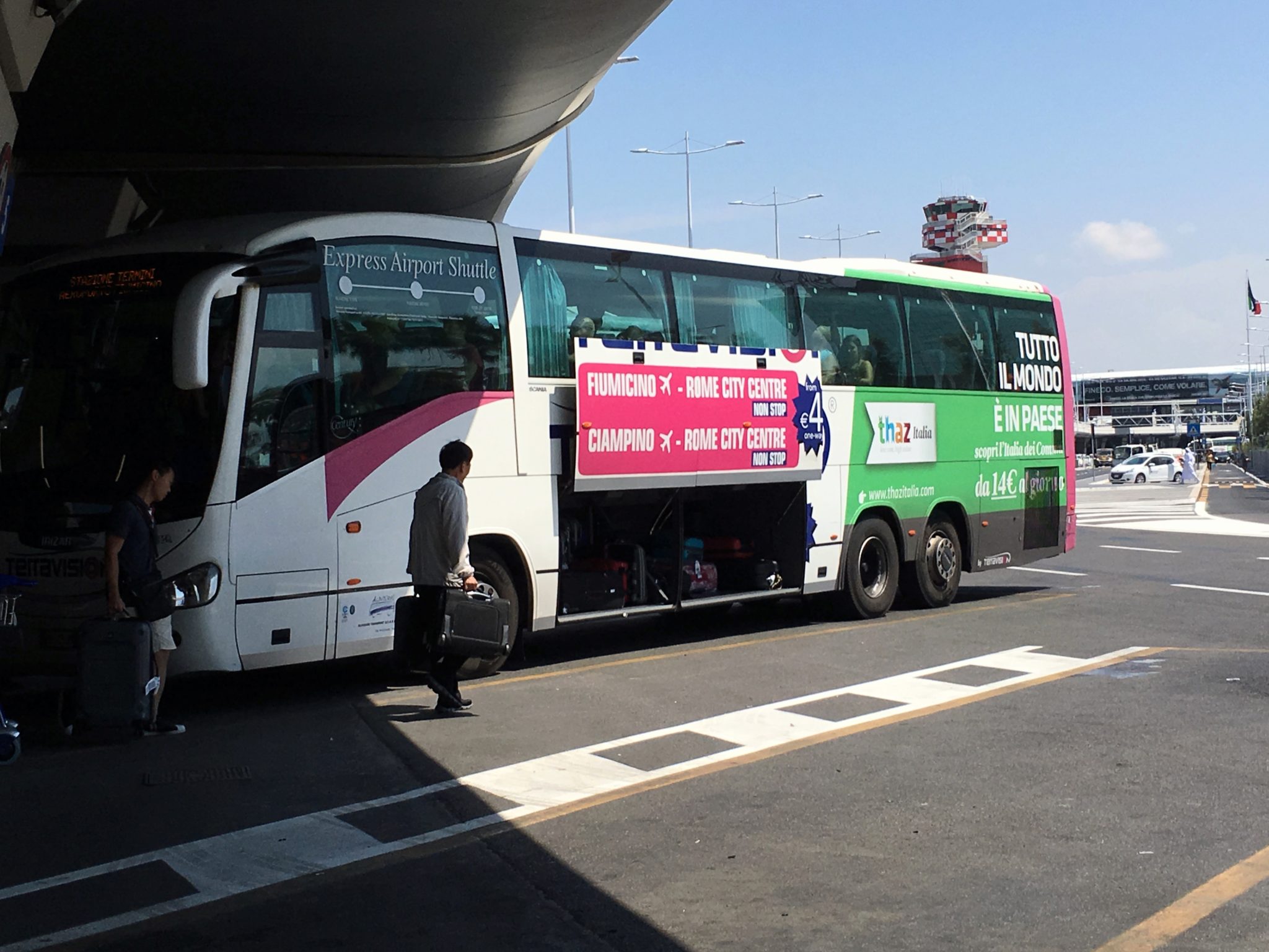 Бесплатный трансфер до аэропорта. Bus from Rome Fiumicino Airport. Ciampino Airport. Такси Рим аэропорт Чампино. Рим Чампино.