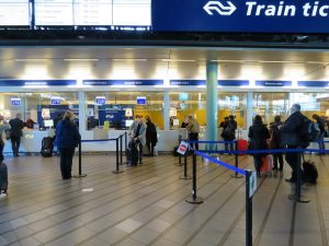 what is the cost of train ticket in amsterdam from the airport to city center what is the cost of train ticket in amsterdam from the airport to city center