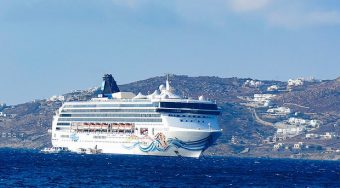 mykonos by boat