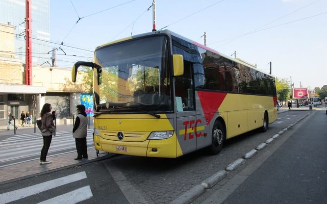 Aeropuerto Charleroi a Brujas: Bus+Tren @ 21.70€ - Bruselas a Brujas: Transporte - Foro Holanda, Bélgica y Luxemburgo