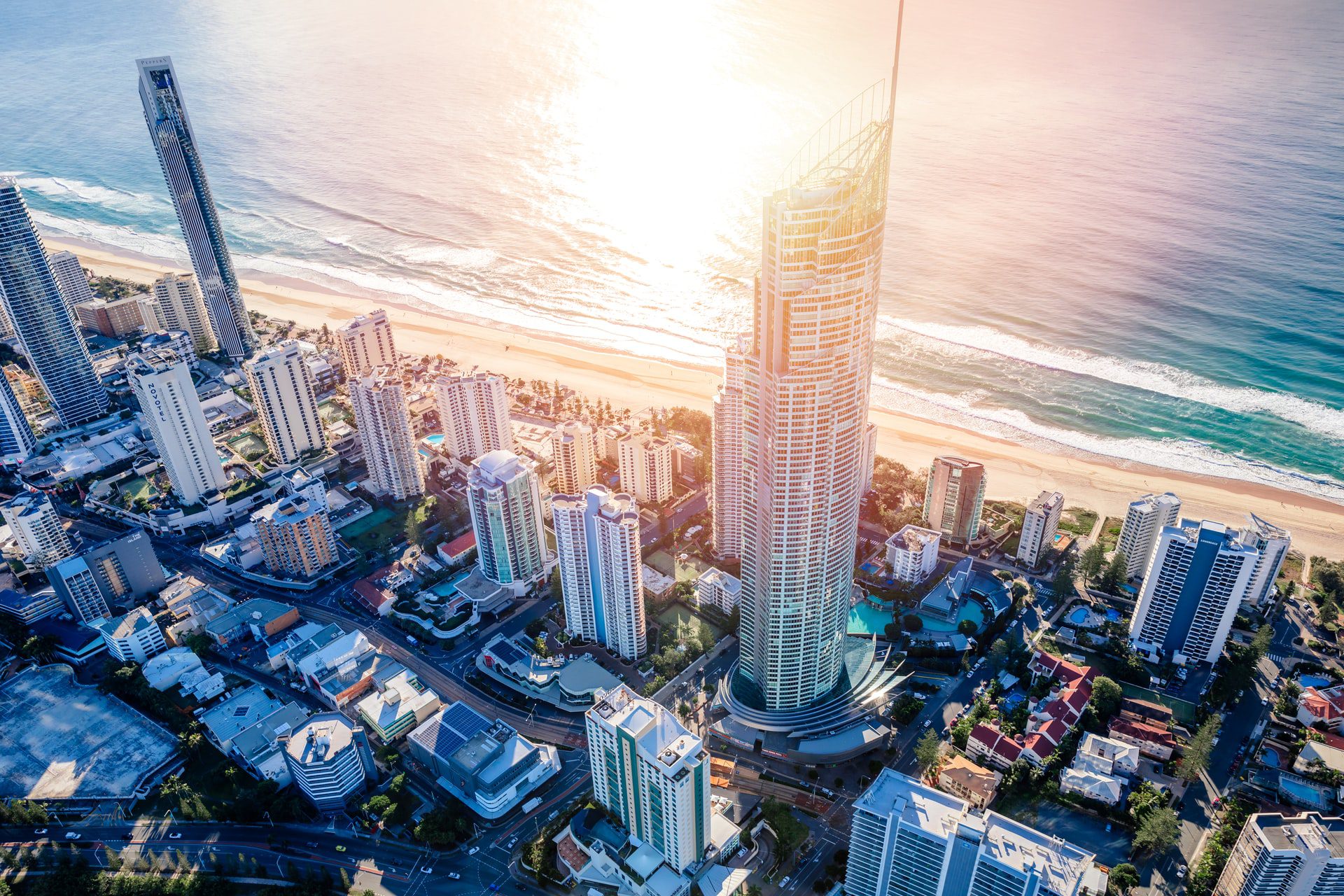 Gold Coast Taxi Prices and Useful Tips for Taxis on the Gold Coast