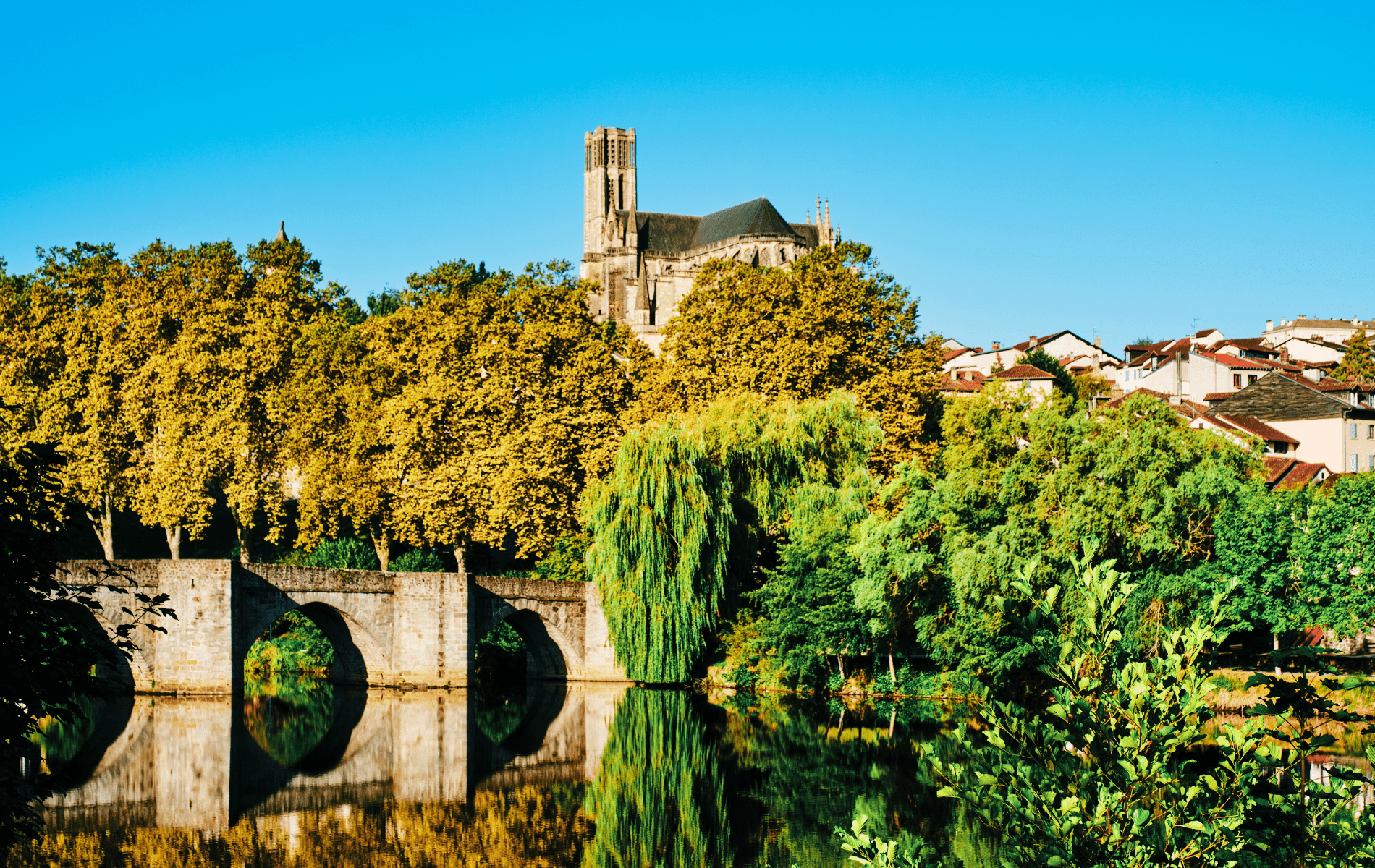 Transfer Options from Limoges Airport to Limoges City Centre