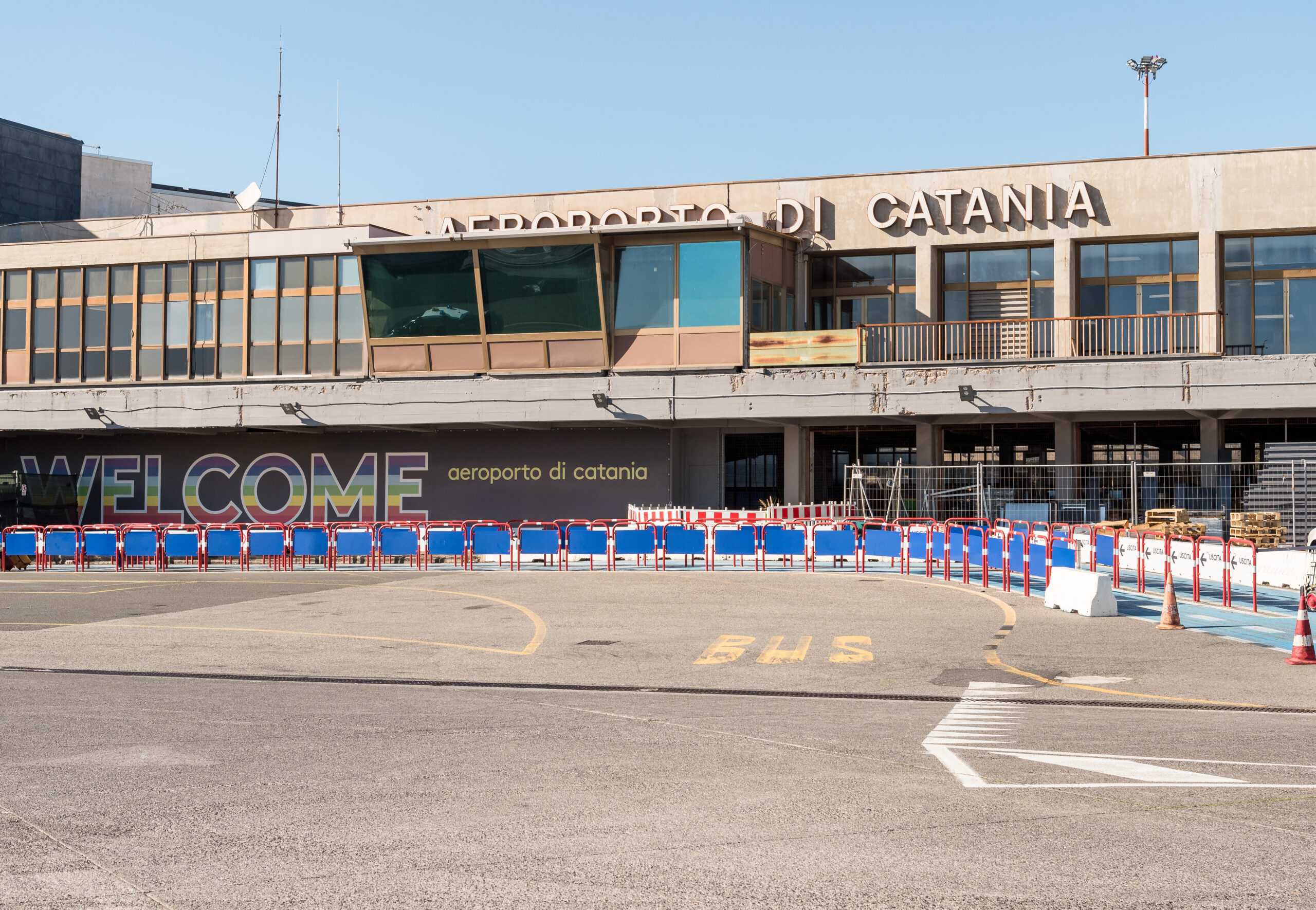 Catania Airport: Terminals, Parking, Lounges \u0026 Nearby Hotels, image size:2560x1770