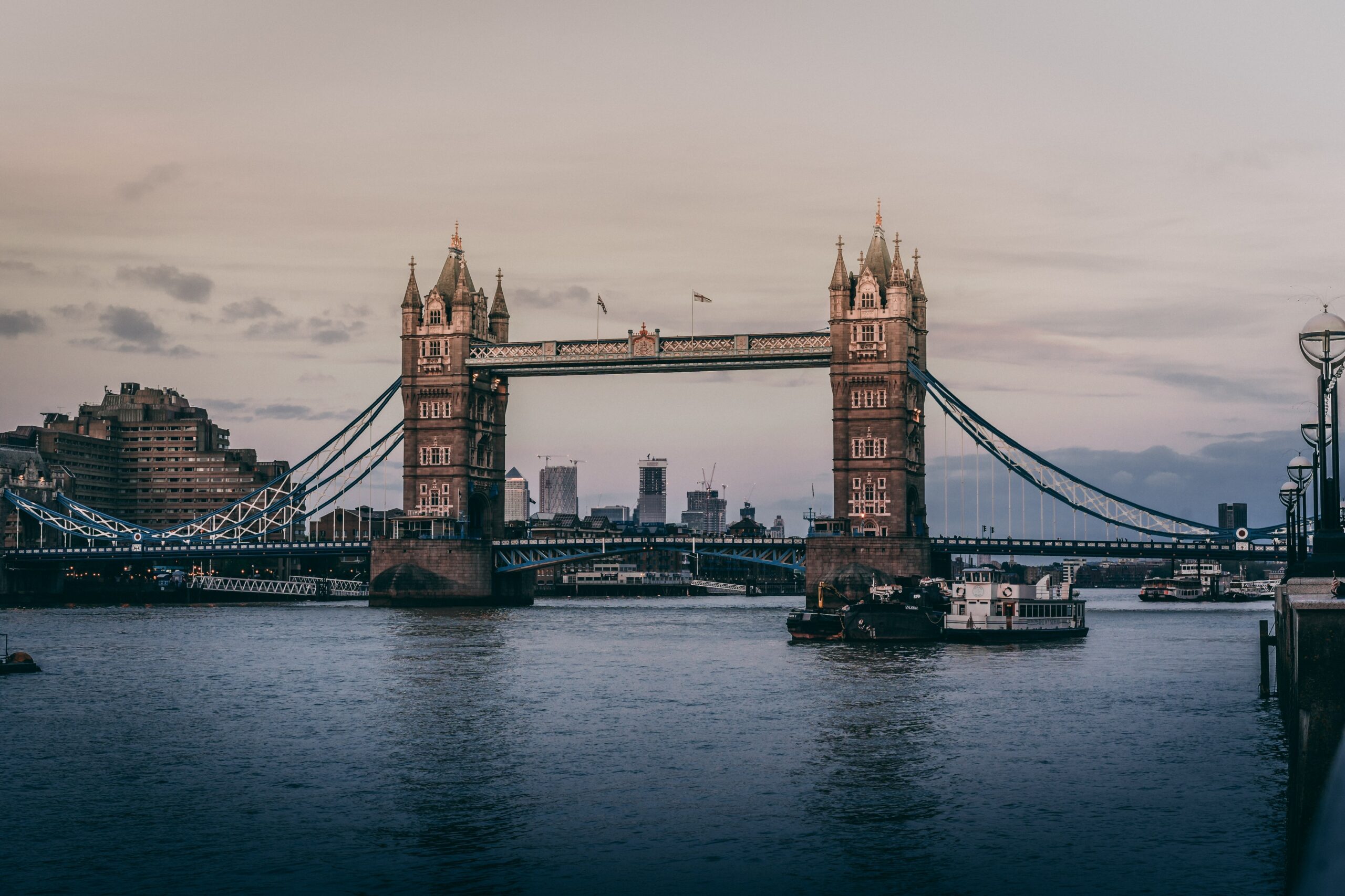 Heathrow Airport Transfer to London City Center
